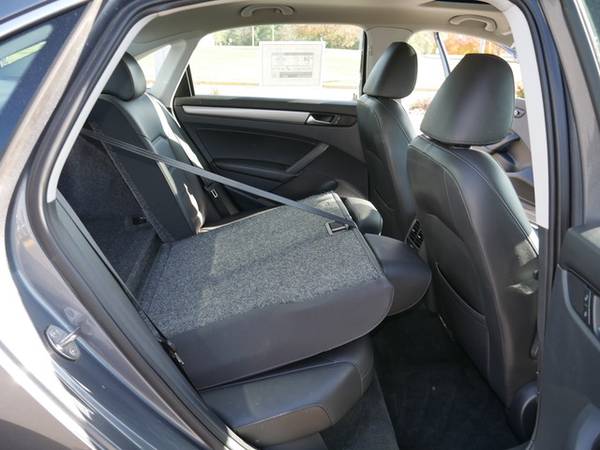 2015 Volkswagen Passat 2.0L TDI SE w/Sunroof for sale in Inver Grove Heights, MN – photo 24