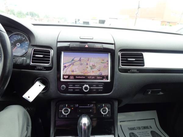 2012 Volkswagen Touareg TDI Sport w/Navigation VA DEALERSHIP for sale in Richmond , VA – photo 6