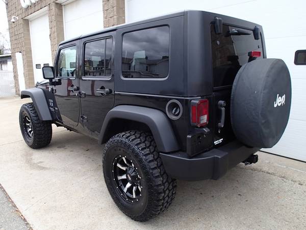2009 Jeep Wrangler Unlimited 6 cyl, auto, lifted, hardtop, New 35's... for sale in Chicopee, CT – photo 12