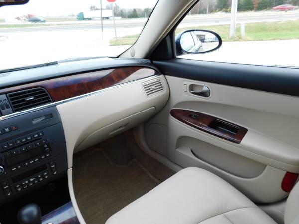 2007 BUICK LACROSSE CXS LOW LOW MILES - - by for sale in Wright City, MO – photo 10