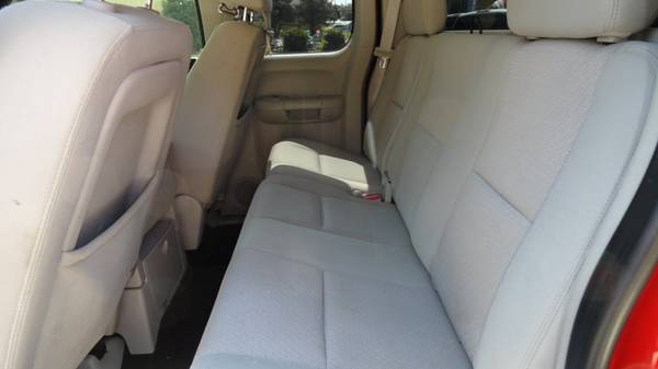 2011 Silverado 4x4, 5.3L V8, Red, beautiful inside/out, touchscreen for sale in Chapin, SC – photo 8