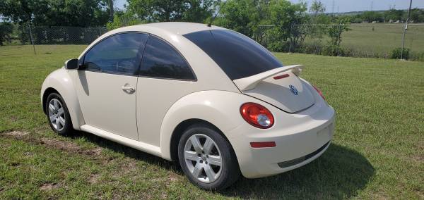 2007 Volkswagen Beetle - - by dealer - vehicle for sale in Kyle, TX – photo 2