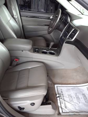 2011 GRAND CHEROKEE for sale in Brownsville, TX – photo 11