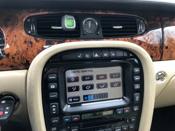 2007 Jaguar XJR (New Price ) - cars & trucks - by owner - vehicle... for sale in Niagara University, NY – photo 12