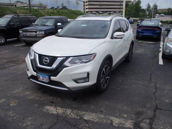 2017 Nissan Rogue SL - wagon - - by dealer - vehicle for sale in Cincinnati, OH – photo 2