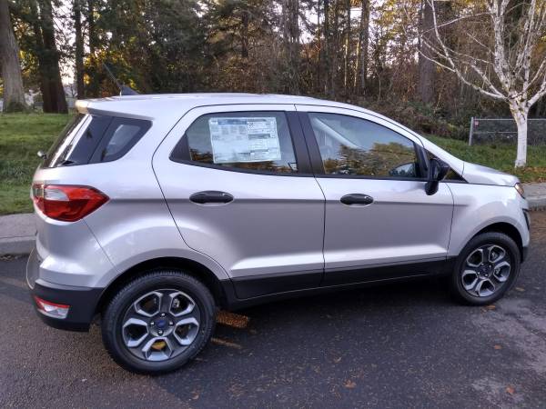 2020 Ford EcoSport - NEW - only 130 miles - cars & trucks - by owner... for sale in Vancouver, OR – photo 2