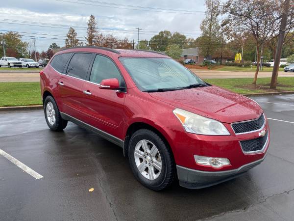 2012 CHEVY TRAVERSE DVD PLAYER 3RD ROW,NEW TIRES, - cars & trucks -... for sale in Ridgeland, MS – photo 9