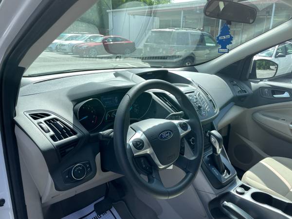 2014 Ford Escape SE - - by dealer - vehicle automotive for sale in Raleigh, NC – photo 10