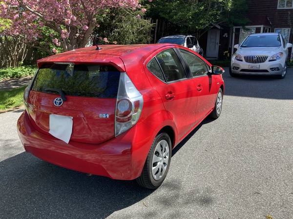Toyota Prius C Hatchback for sale in Middletown, RI – photo 5