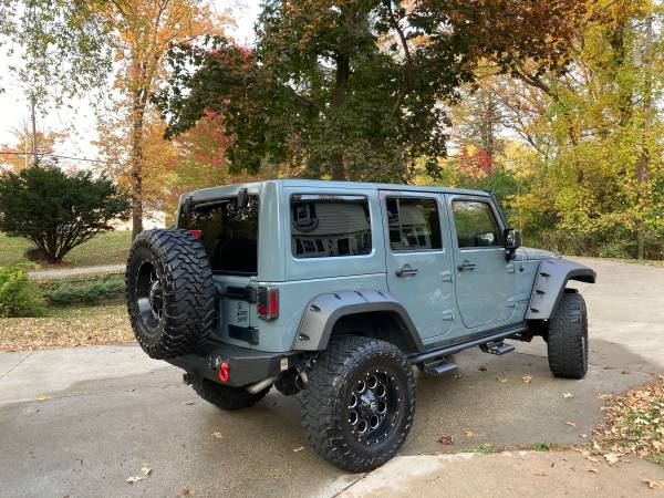 Jeep Wrangler Unlimited - cars & trucks - by owner - vehicle... for sale in Saint Paul, MN – photo 2