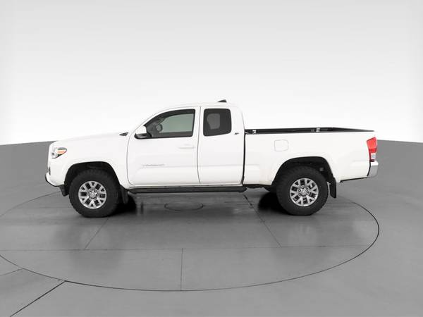 2016 Toyota Tacoma Access Cab SR5 Pickup 4D 6 ft pickup White - -... for sale in Cleveland, OH – photo 5
