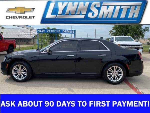 2016 Chrysler 300-Series Base - - by dealer - vehicle for sale in Burleson, TX – photo 11