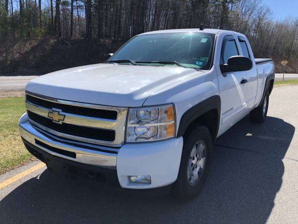 2011 Chevrolet Silverado 1500 4WD Ext Cab 143 5 LT for sale in Hampstead, NH – photo 4