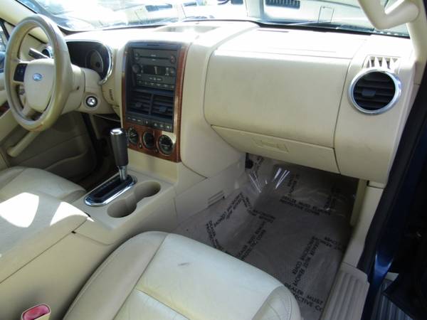 2006 Ford Explorer Eddie Bauer 4.0L 4WD for sale in Indianapolis, IN – photo 10