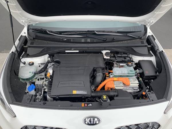2020 Kia Niro Plug-In Hybrid EX - - by dealer for sale in Kailua-Kona, HI – photo 8
