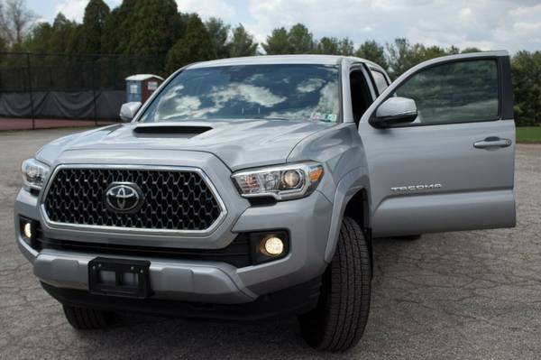 2018 Toyota Tacoma DOUBLE CAB - - by dealer - vehicle for sale in Holtwood, PA – photo 11
