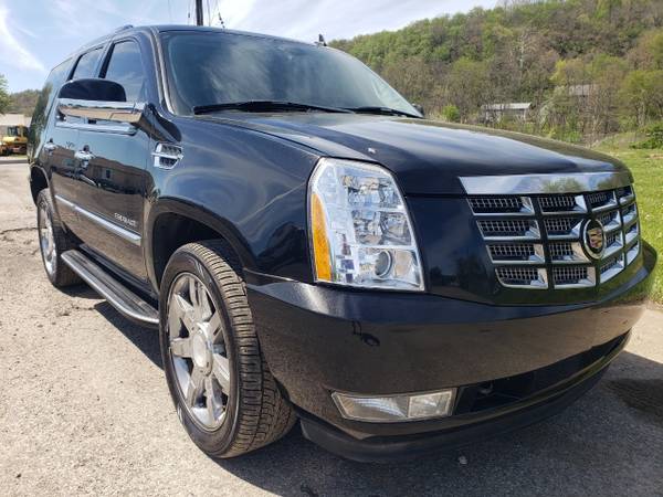 2008 Cadillac Escalade AWD - - by dealer - vehicle for sale in Darlington, PA – photo 2