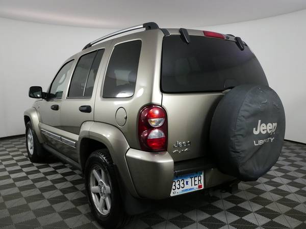 2005 Jeep Liberty Limited - - by dealer - vehicle for sale in Inver Grove Heights, MN – photo 6