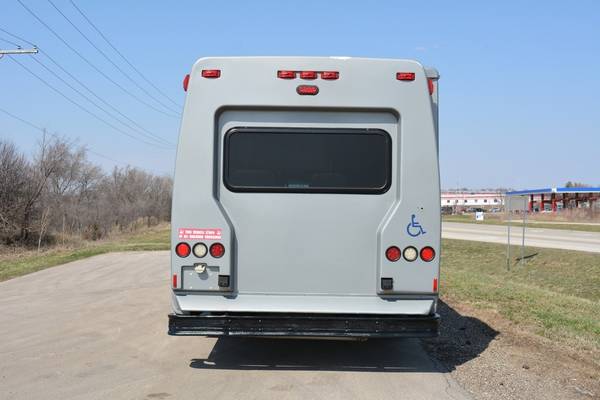 2012 Ford E-450 22 Passenger Paratransit Shuttle Bus for sale in Crystal Lake, IL – photo 6