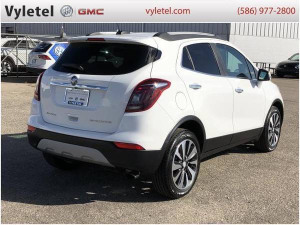 2018 Buick Encore SUV FWD 4dr Preferred II - Buick Summit - cars &... for sale in Sterling Heights, MI – photo 3