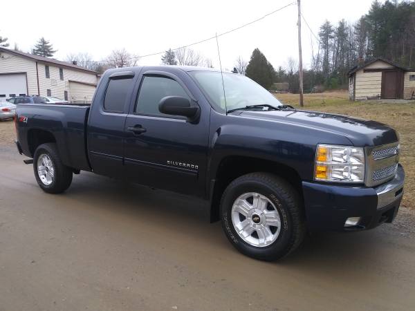 2011 Chevy Silverado LT 4X4 Z71 "No Rust, New Sticker" - cars &... for sale in Windsor, ME – photo 2