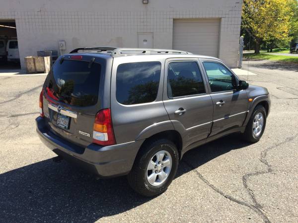 2003 Mazda Tribute ES AWD/4WD Excellent Condition! for sale in Minneapolis, MN – photo 5