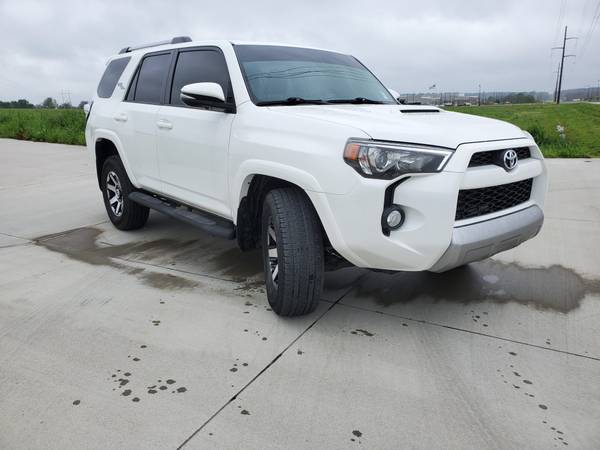 2017 Toyota 4runner - - by dealer - vehicle automotive for sale in Tahlequah, OK – photo 5