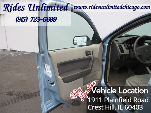 2008 Ford Focus SE - - by dealer - vehicle automotive for sale in Crest Hill, IL – photo 11