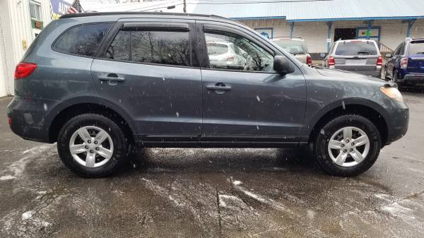 2009 Hyundai Santa Fe GLS All wheel drive CLEAN! for sale in Laceyville, PA – photo 3