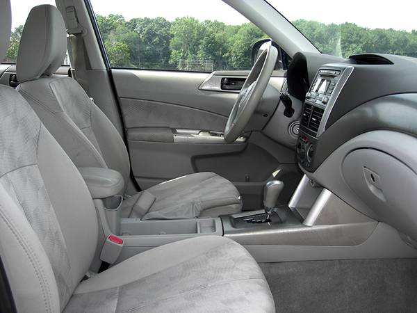 ► 2009 SUBARU FORESTER 2.5 X - FUEL EFFICIENT "ALL WHEEL DRIVE"... for sale in East Windsor, CT – photo 18