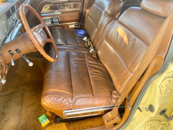 1981 Lincoln Towncar - cars & trucks - by owner - vehicle automotive... for sale in STURGEON BAY, WI – photo 9