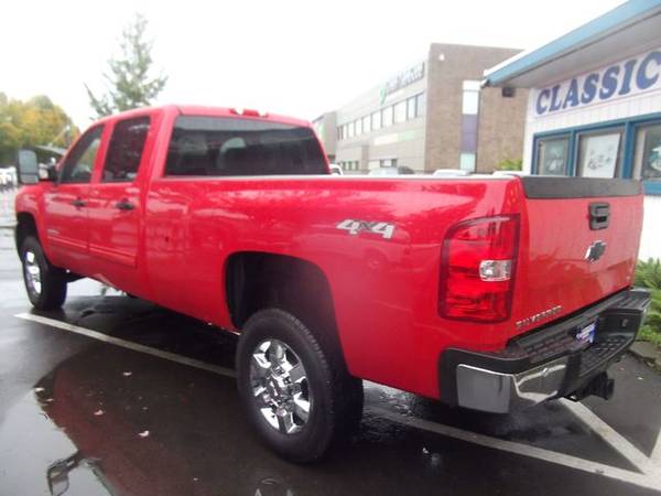 2011 CHEV 2500 HD CREW CAB LTZ 4WD DURAMAX DIESEL 65,900 MILES for sale in Eugene, OR – photo 3
