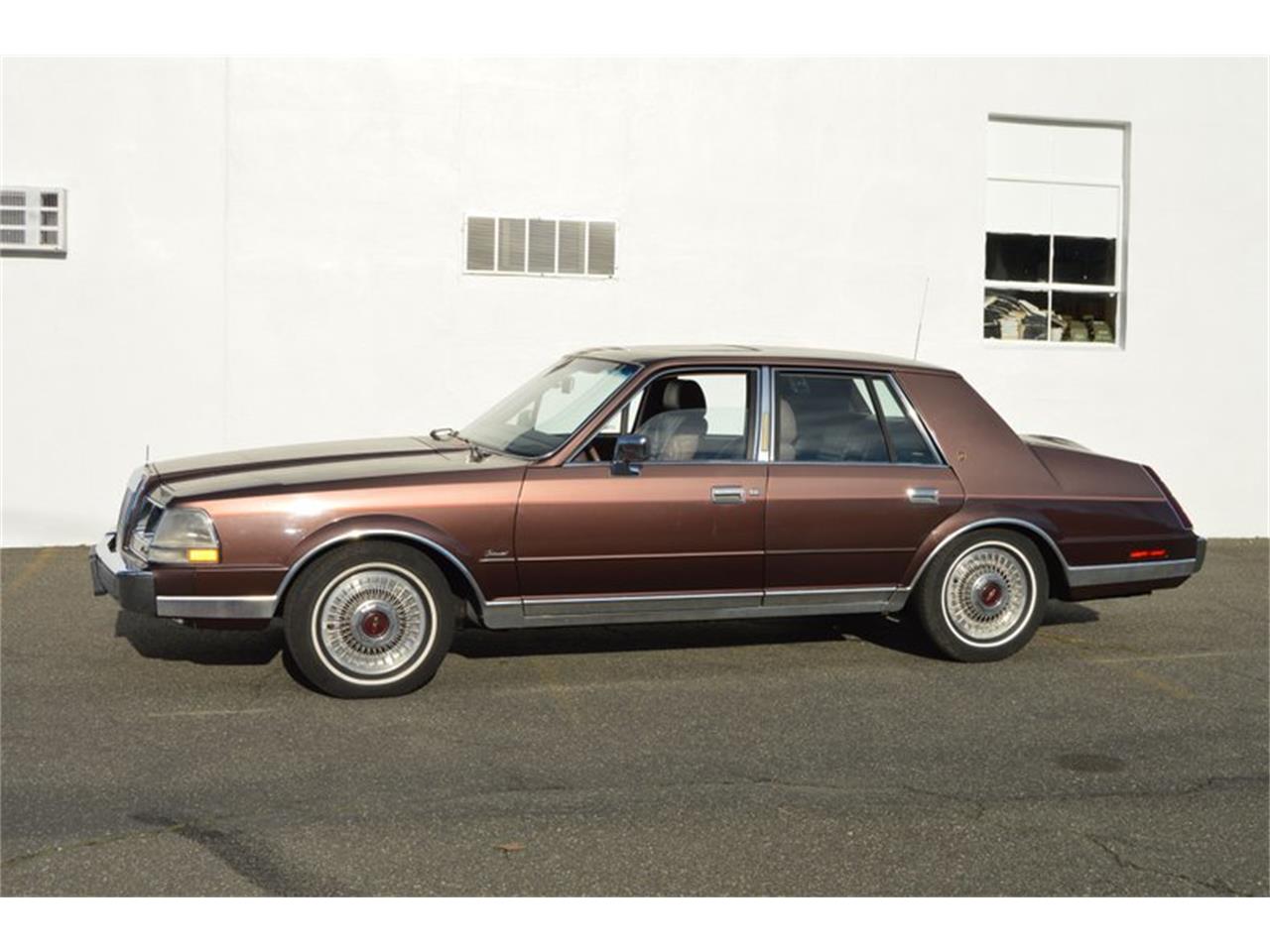 1987 Lincoln Continental for sale in Springfield, MA – photo 2