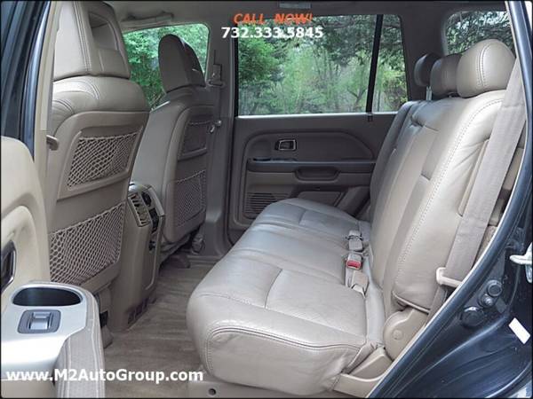 2004 Honda Pilot EX L 4dr 4WD SUV w/Leather and Entertainment Syste for sale in East Brunswick, NJ – photo 6