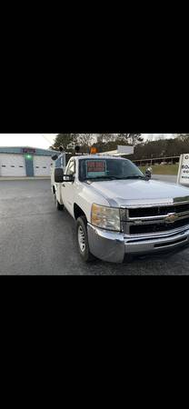 2010 Chevrolet 2500HD Utility Truck - cars & trucks - by owner -... for sale in Iuka, MS – photo 3
