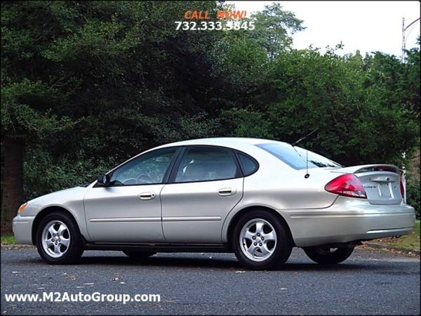 2005 Ford Taurus SE 4dr Sedan - - by dealer - vehicle for sale in East Brunswick, NY – photo 3