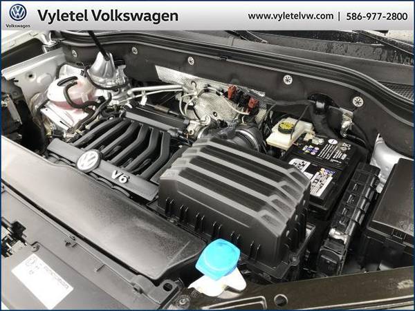 2018 Volkswagen Atlas SUV 3.6L V6 Launch Edition FWD *Ltd - cars &... for sale in Sterling Heights, MI – photo 8