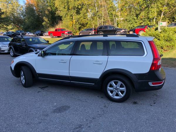2012 VOLVO XC70 AWD - cars & trucks - by dealer - vehicle automotive... for sale in Williston, VT – photo 8