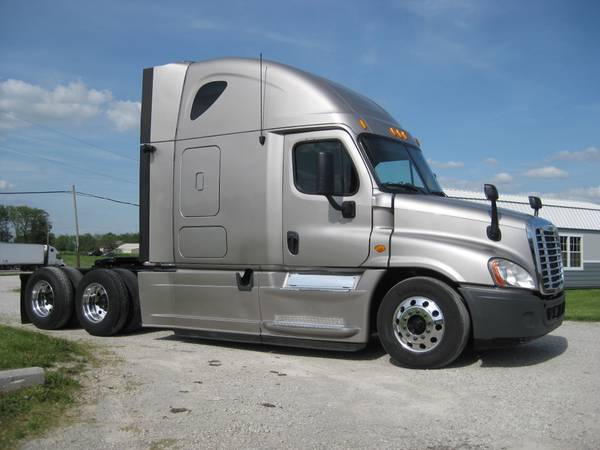 **PRICE REDUCED!!!** 2013 FTL Cascadia Evolution for sale in Lone Jack, MO, TN – photo 6