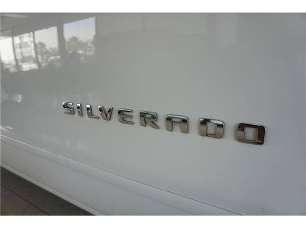 2017 Chevrolet Chevy Silverado 1500 Crew Cab 4x4! 6 5 ft bed! Clean! for sale in Sacramento, NV – photo 10