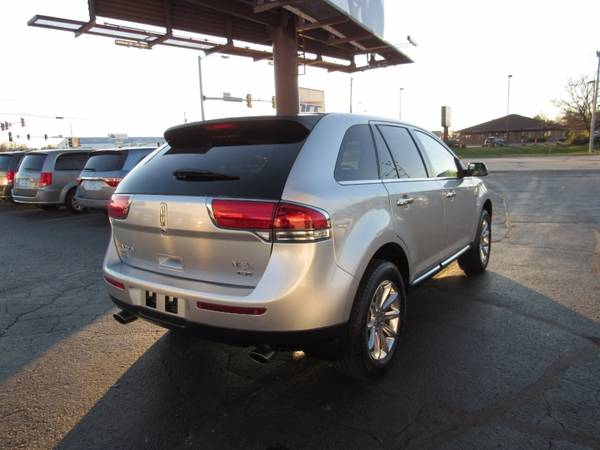 2012 Lincoln MKX AWD - cars & trucks - by dealer - vehicle... for sale in Rockford, WI – photo 8