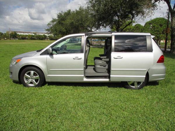 2009 VW Routan SEL Mini Van 40K Low Miles 1-Owner Clean Title DVD Cam for sale in Fort Lauderdale, FL – photo 7