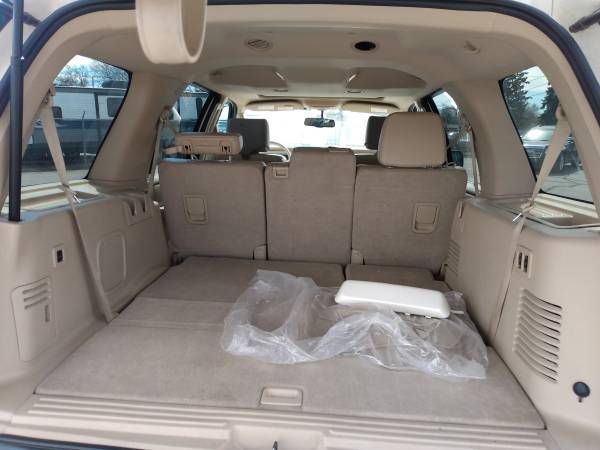 2007 Lincoln Navigator 4x4 - - by dealer - vehicle for sale in Billings, MT – photo 4