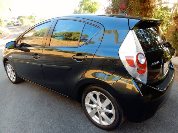 2013 TOYOTA PRIUS C 4 | CLEAN TITLE | LEATHER | NAVIGATION | SUNROOF for sale in Woodland Hills, CA – photo 7