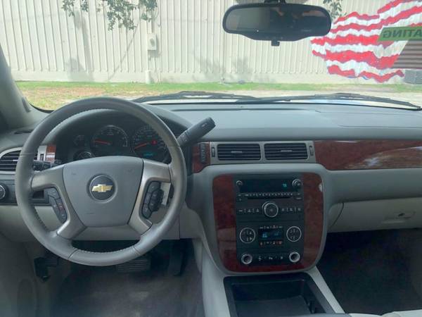 2011 Chevrolet Chevy Suburban 1500 LT - HOME OF THE 6 MNTH WARRANTY! for sale in Punta Gorda, FL – photo 9