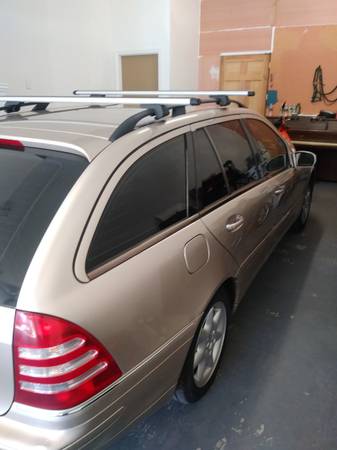 Mercedes C320 wagon 6 cylinder roof racks tinted A on gas new for sale in North Billerica, MA – photo 3