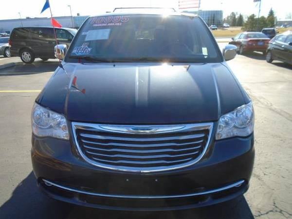 2013 Chrysler Town Country Touring-L - cars & trucks - by dealer -... for sale in Cudahy, WI – photo 3