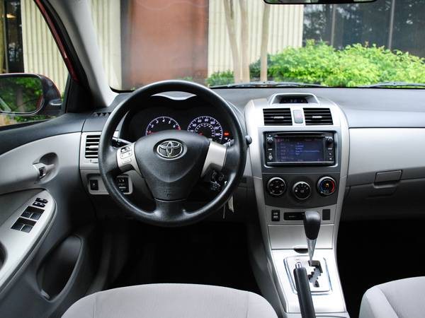 2013 Toyota Corolla LE - - by dealer - vehicle for sale in Atlanta, GA – photo 8