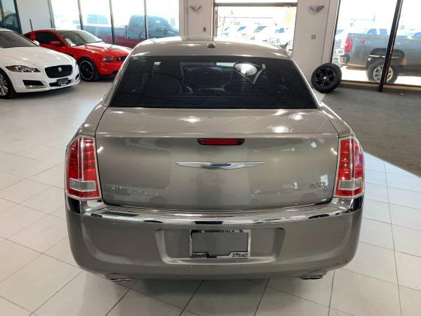 2014 Chrysler 300 C - - by dealer - vehicle automotive for sale in Springfield, IL – photo 6