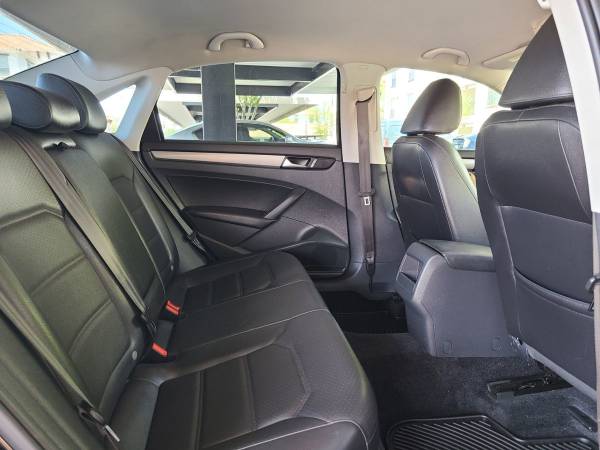 2015 VW Volkswagen Passat 1 8T Limited Edition sedan Black Uni for sale in Mesa, AZ – photo 7